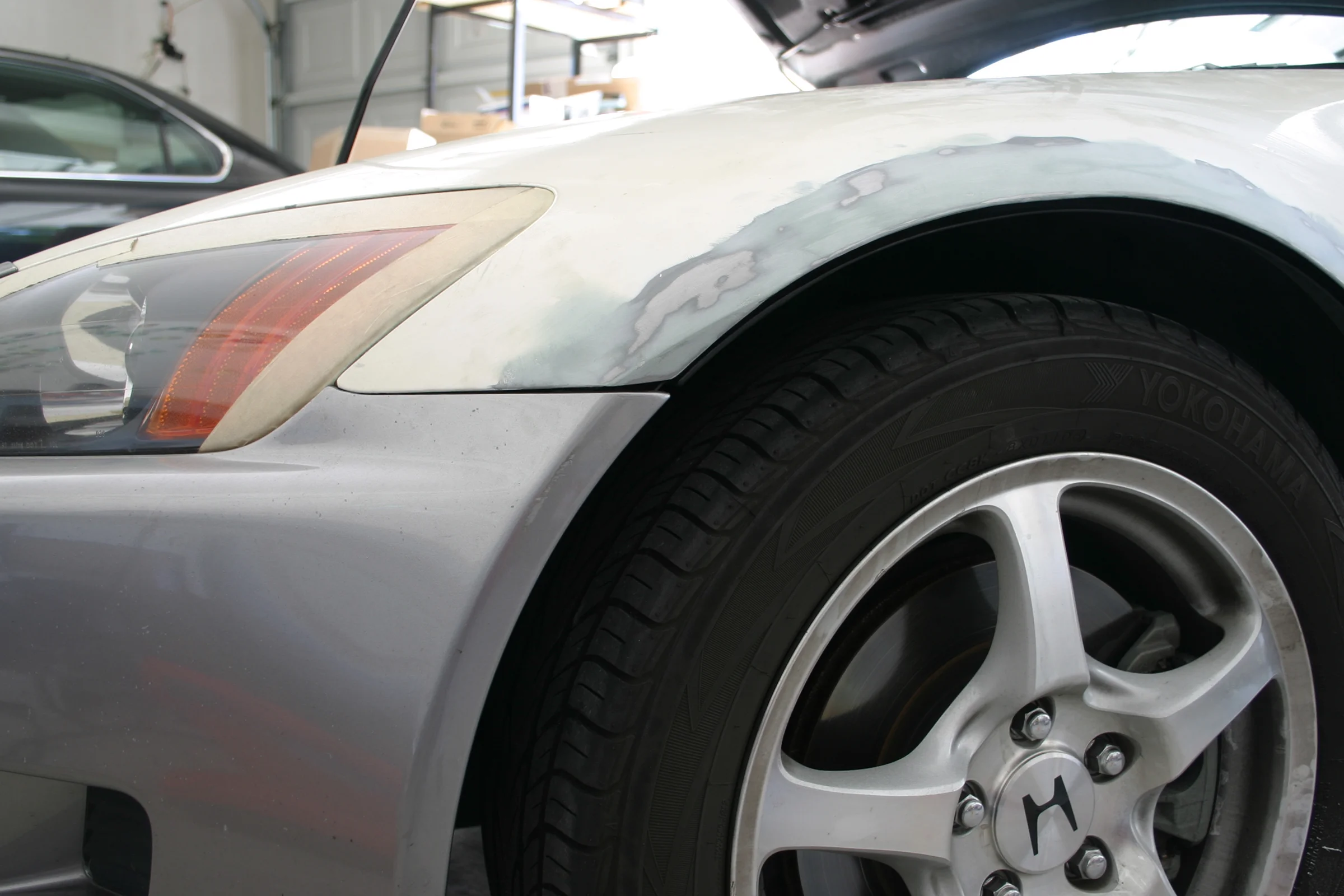 S2000, Fender transition triangle at bumper junction