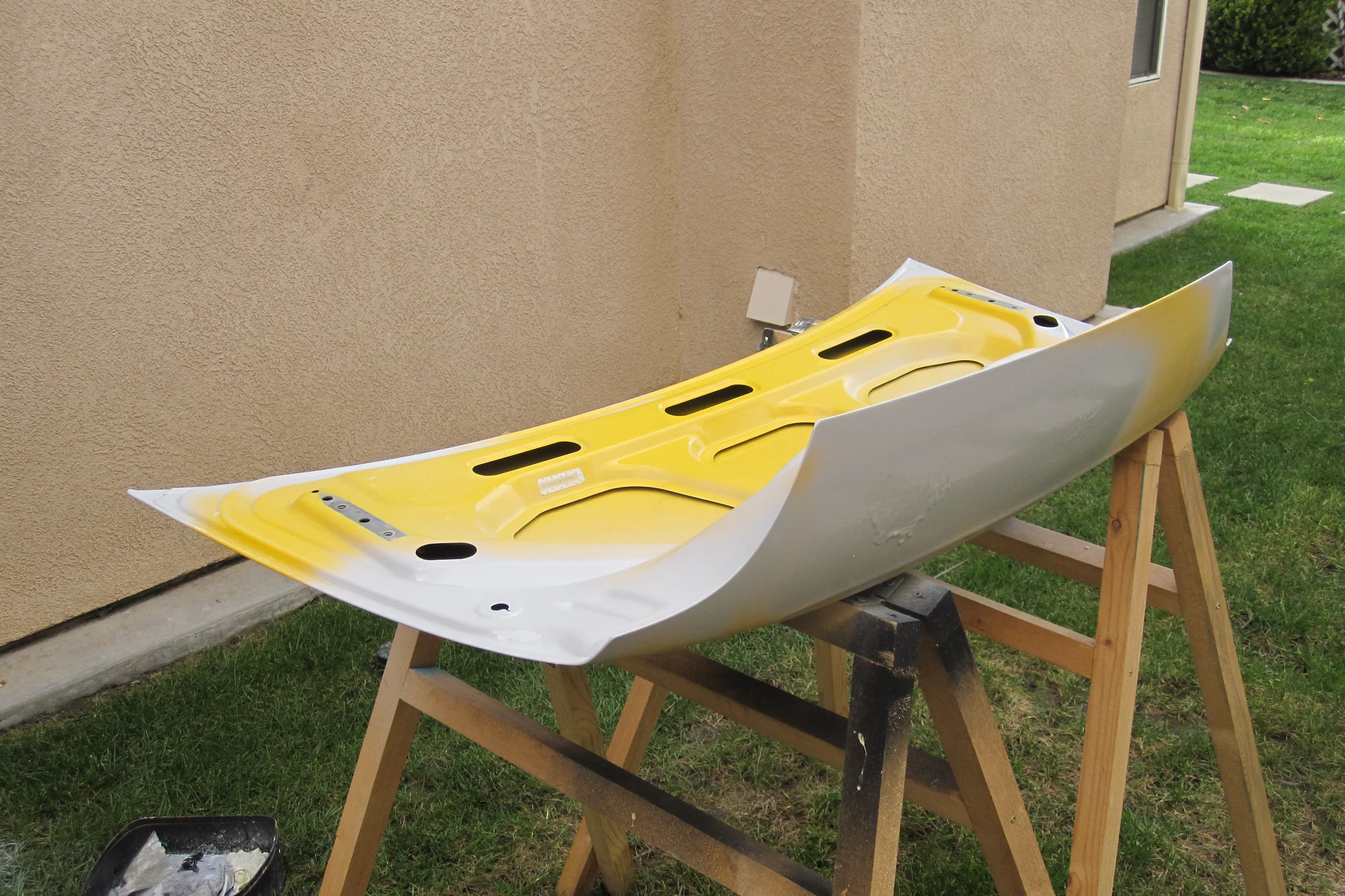 S2000, Fender transition triangle at bumper junction