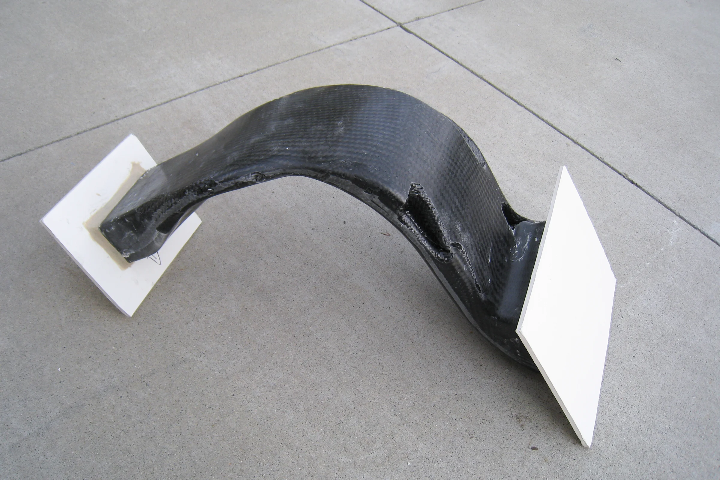 S2000, Finished side diffusers on car