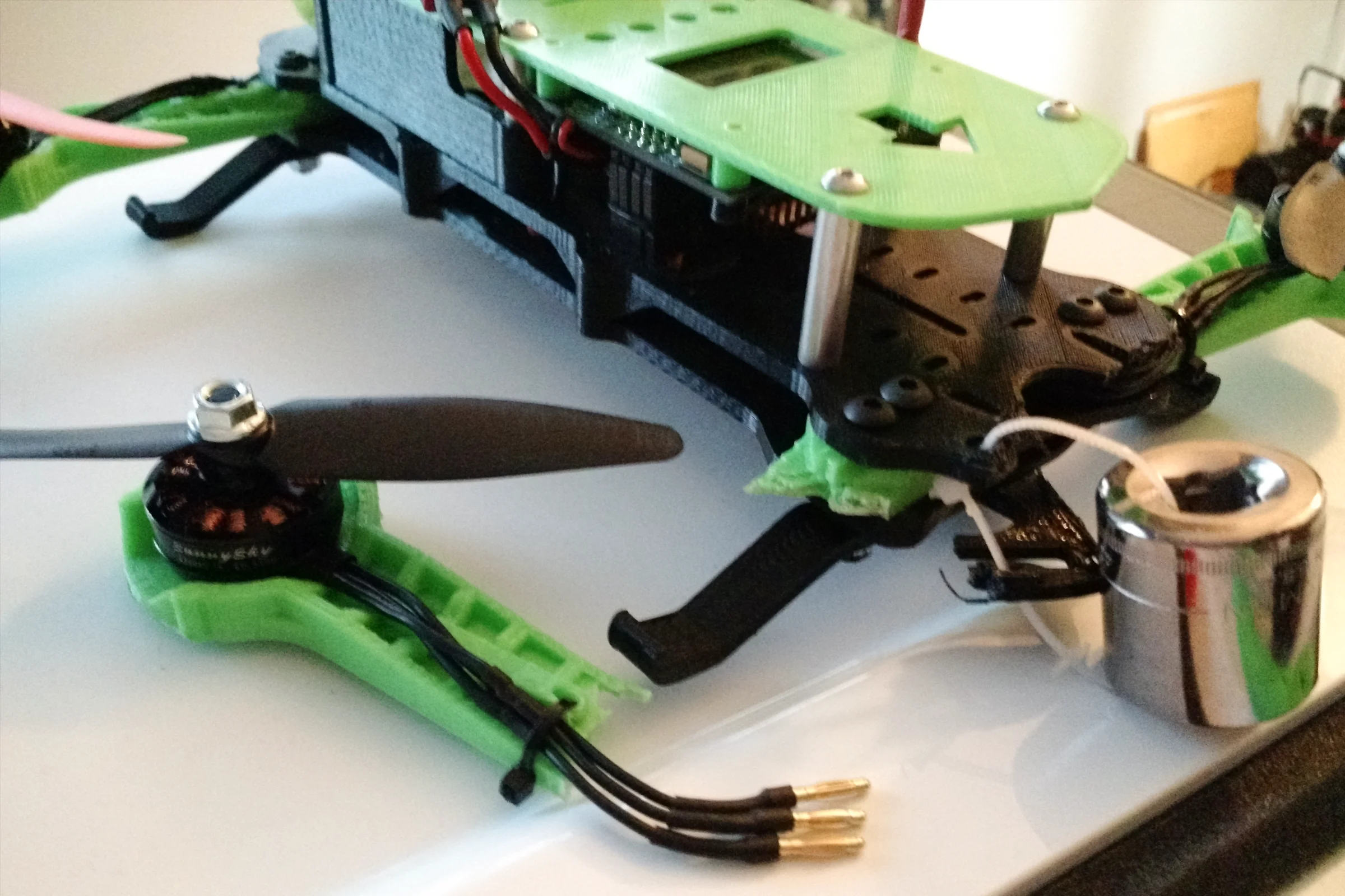 FPV Platforms and Goggle System — Drone 1 colored CAD render showing complete H-frame assembly with swing doors